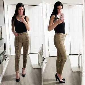 Zara * High Rise Python Print Skinny Jeans * Sz 10